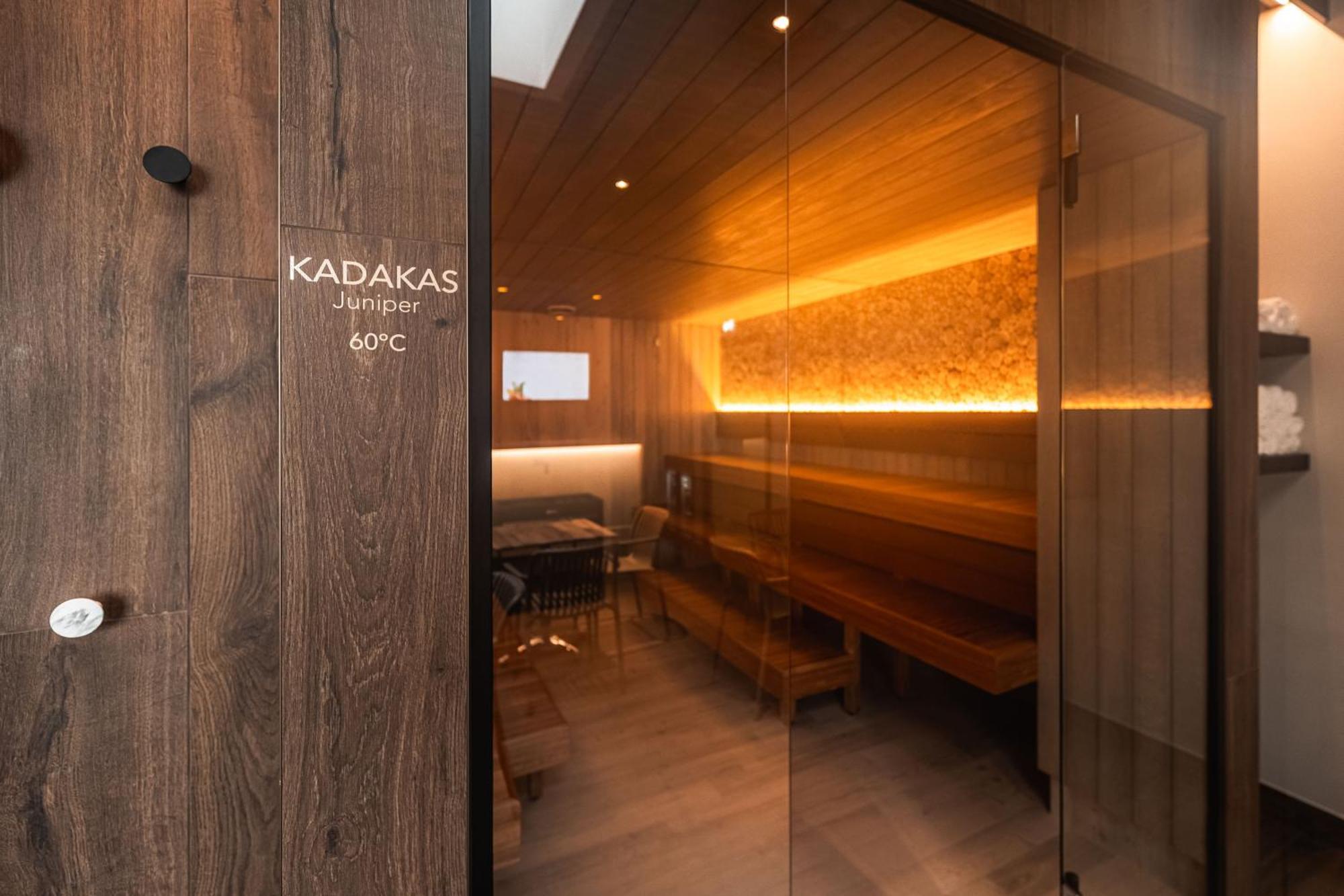 Oe Seaside Suites & Spa Курессааре Екстер'єр фото