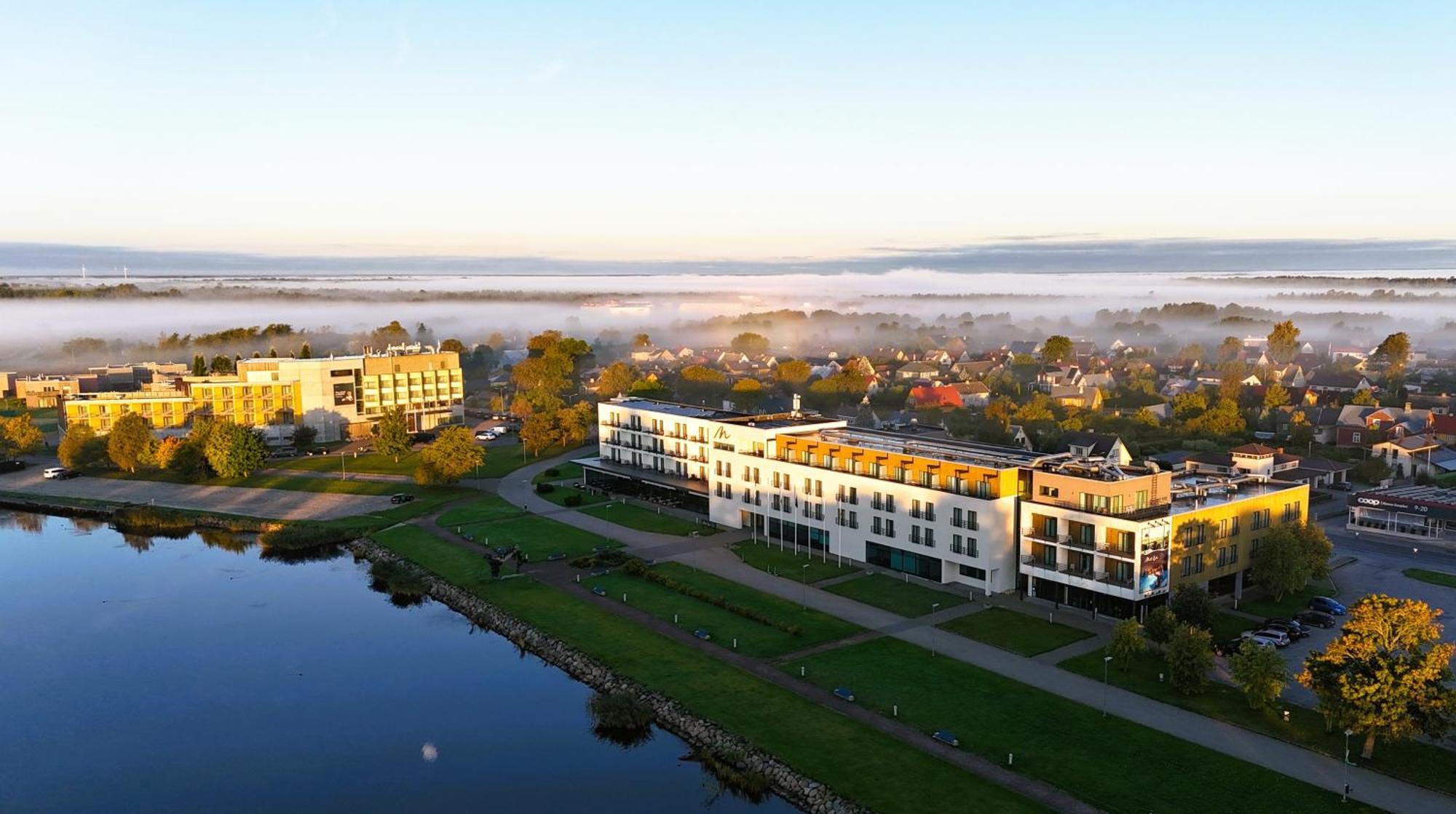 Oe Seaside Suites & Spa Курессааре Екстер'єр фото